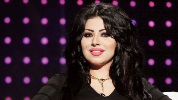 الإعلامية الكويتية حليمة بولند 