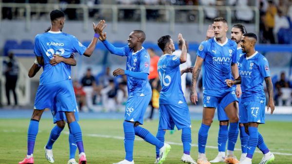 الهلال إلى النهائي (Photo by AFP)