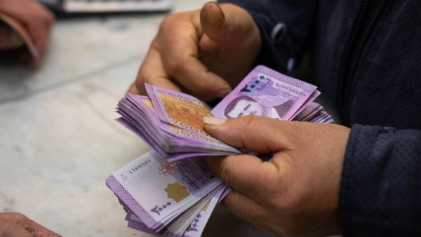 انهيار الليرة السورية