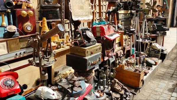 محلات تحف بالرياض