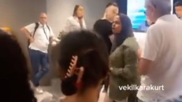 سيدة خليجية تتعرض للمُضايقة في مطعم باسطنبول