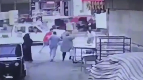 مقتل امرأة طعنا في رقبتها بالشارع العام وأمام المارة بمدينة بركة السبع