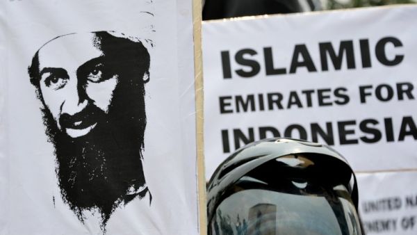  زعيم تنظيم "القاعدة"، أسامة بن لادن