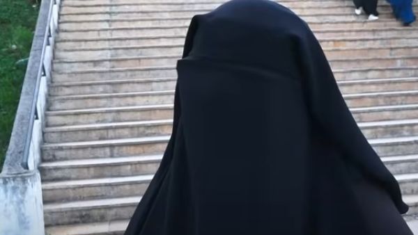 النقاب