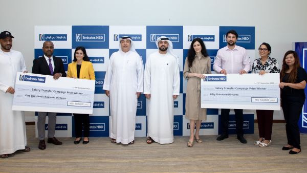 خلال الحدث بنك الإمارات دبي الوطني يعلن أسماء الفائزين بالجوائز الكبرى لحملة تحويل الراتب
