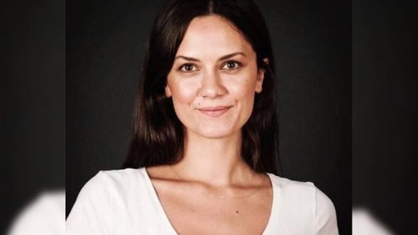 Pictures of Merve Kayaalp casket and her father reveals why she committed suicide