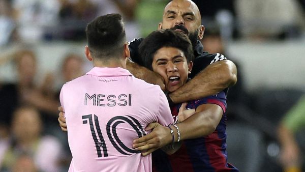 Yassine Chueko, Messi's bodyguard 