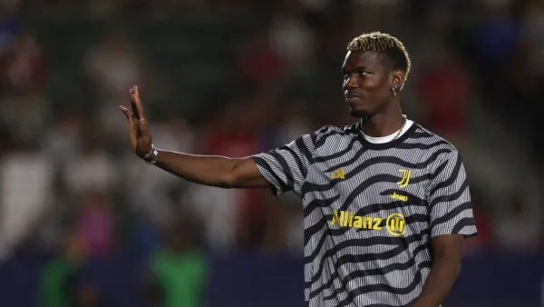 Paul Pogba #10 of Juventus waves as he leaves the field during the Pre-Season Friendly match between Juventus and AC Milan at Dignity Health Sports Park on July 27, 2023 in Carson, California. Harry How/Getty Images/AFP (Photo by Harry How / GETTY IMAGES NORTH AMERICA / Getty Images via AFP)