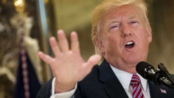  الرئيس السابق للولايات المتحدة، دونالد ترامب