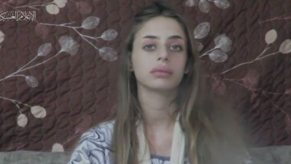 ميا شيم 21 سنة كانت قد اعتقلت خلال الحفل الموسيقي الذي داهمته الكتائب في السابع من الشهر الجاري 