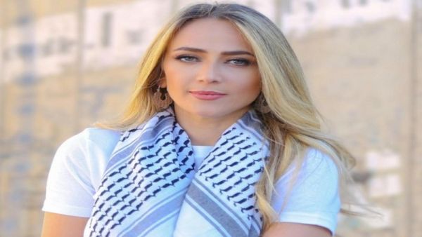 دلال أبو آمنة