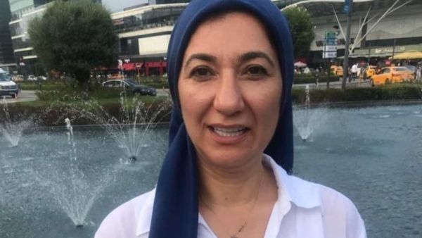 اعتقال الناشطة المصرية المعارضة غادة نجيب