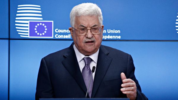  الرئيس الفلسطيني سيعود الى رام الله براً غدا صباحاً.