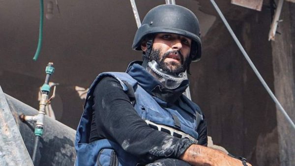 معتز عزايزة معتز عزايزة