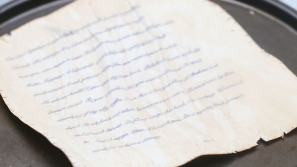 تفسير حلم الورقة المكتوب عليها في المنام