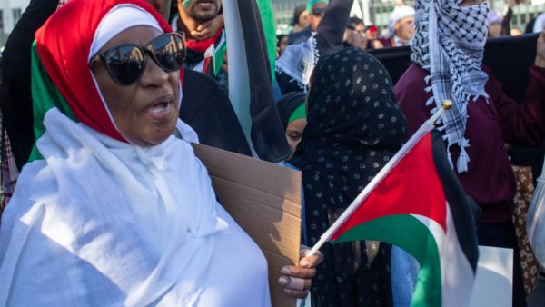 قامت عدة دول بطرد سفراء اسرائيل في عواصمها 