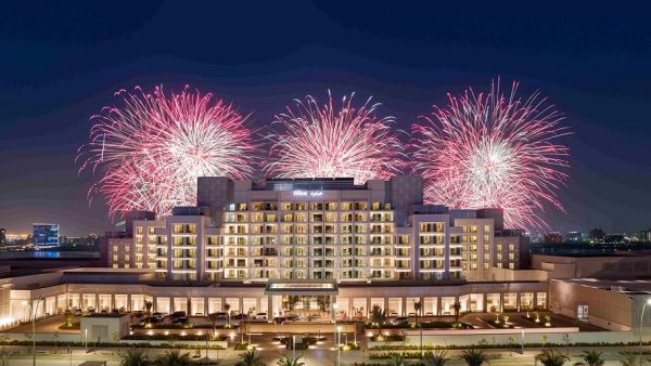 Yas Island marks 52nd UAE Union Day with stunning fireworks display and A-list Arabic performances