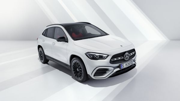 سيارة GLA الجديدة من مرسيدس-بنز: رياضية ومدمجة ومليئة بالابتكارات