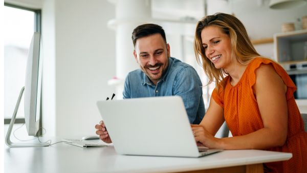 10 تصرفات احذرها للحفاظ على العلاقة الزوجية 10 تصرفات احذرها للحفاظ على العلاقة الزوجية