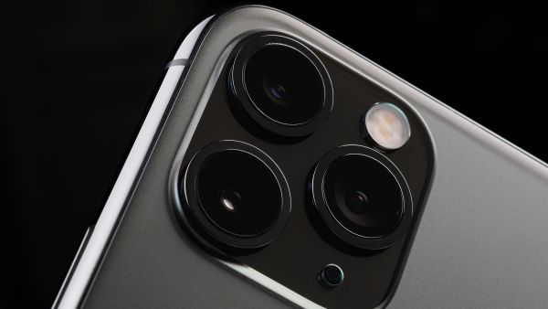 iPhone Camera