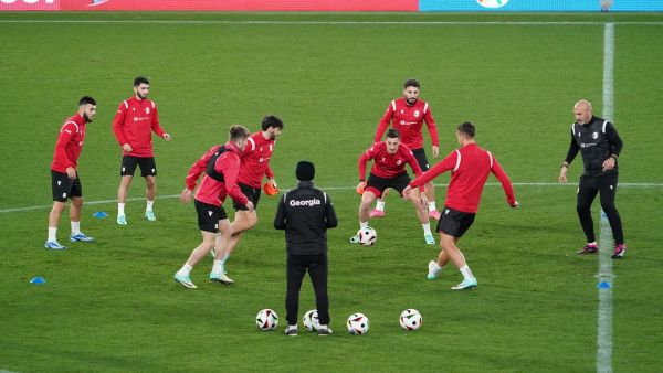 Georgia's players attend a training session at the Jose Zorilla stadium in Valladolid on November 18, 2023, on the eve of the Euro 2024 1st round qualifiying football match between Spain and Georgia. (Photo by CESAR MANSO / AFP)