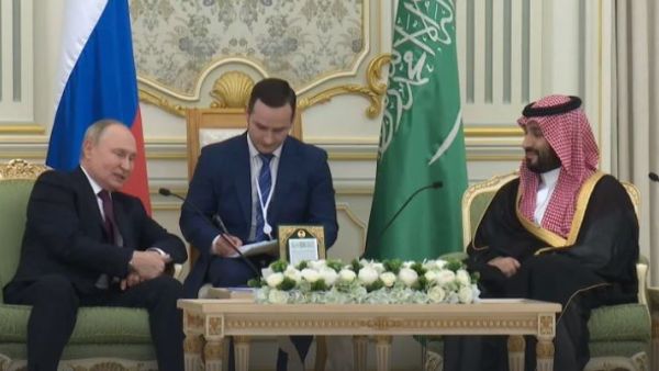 بوتين: علاقات متميزة مع السعودية