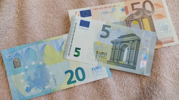 سعر اليورو اليوم في سوريا