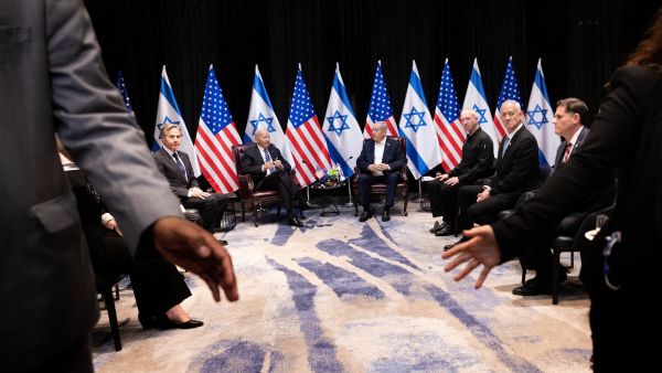 US Secretary of State Antony Blinken (L) and US President Joe Biden (2nd L) join Israel's Prime Minister Benjamin Netanyahu (Photo by Brendan Smialowski / AFP) Biden And Netanyahu