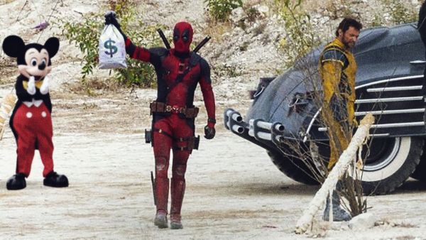 Ryan Reynolds Mocks Deadpool 3 Leaks With Clearly Hilarious Photos. (Ryan Reynolds/ Twitter)