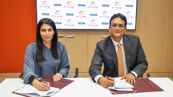 خلال الحدث المشرق يتعاون مع Visa لتوفير حل تحويل الأموال العالمية للعملاء في الإمارات العربية المتحدة