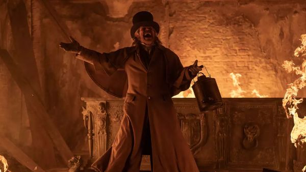 First look at Willem Dafoe as a Mad Vampire Hunter in Robert Eggers' Nosferatu. (Nosferatu 2024)