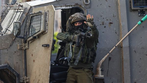 جندي من قوات الاحتلال الاسرائيلي في الضفة الغربية