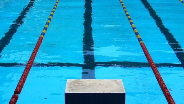 نادي سباحة في جدة