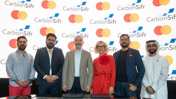 ماستركارد تتعاون مع "كاربون صفر" بهدف تعزيز جهود العمل المناخي في الشرق الأوسط وشمال أفريقيا