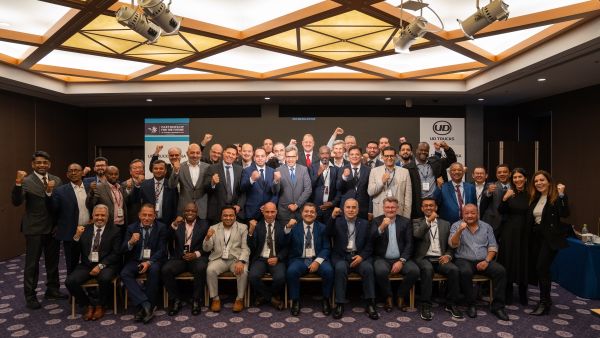 Al Masaood CV&E Recognised as Top UD Trucks Dealer in MEENA Region