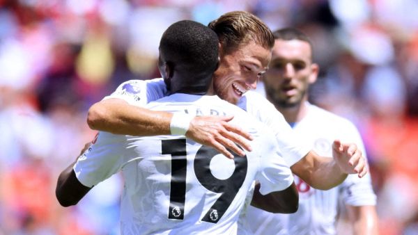 Matty Cash of Aston Villa celebrates with teammate Moussa Diaby after scoring the teams third goal during the Premier League Summer Series match between Aston Villa and Brentford FC at FedExField on July 30, 2023 in Landover, Maryland. Mike Stobe/Getty Images/AFP (Photo by Mike Stobe / GETTY IMAGES NORTH AMERICA / Getty Images via AFP) Matty Cash of Aston Villa celebrates with teammate Moussa Diaby after scoring the teams third goal during the Premier League Summer Series match between Aston Villa and Brentford FC at FedExField on July 30, 2023 in Landover, Maryland. Mike Stobe/Getty Images/AFP (Photo by Mike Stobe / GETTY IMAGES NORTH AMERICA / Getty Images via AFP)