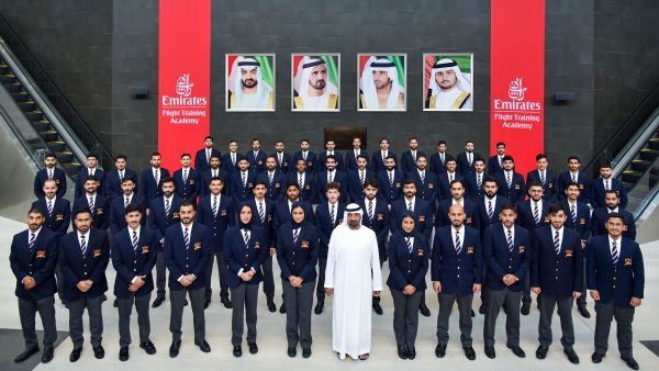 أكاديمية الإمارات لتدريب الطيارين تحتفل بتخريج 58 طياراً