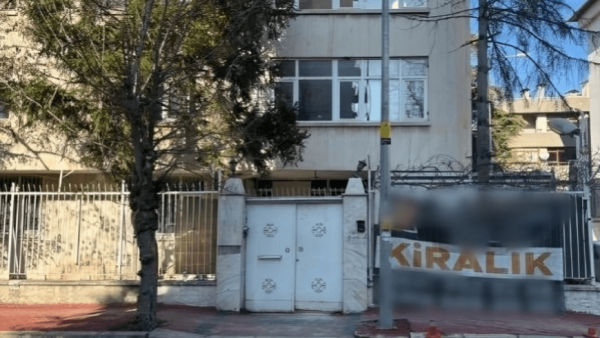 مبنى السفارة السورية في أنقرة.