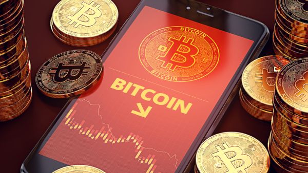 Bitcoin experienced a 6% drop, to $39,000. (Shutterstock) Bitcoin experienced a 6% drop, to $39,000. (Shutterstock)