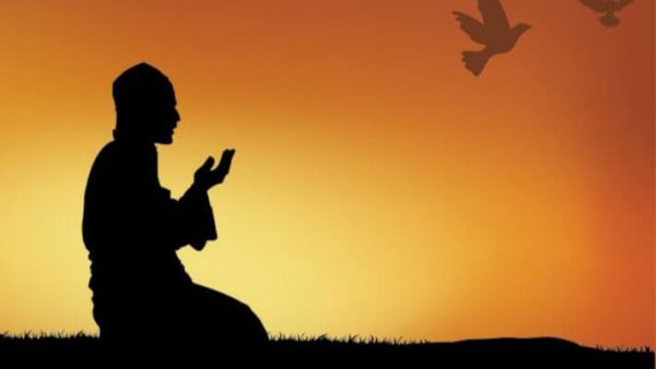 أفضل دعاء للأب المتوفي ينتفع به
