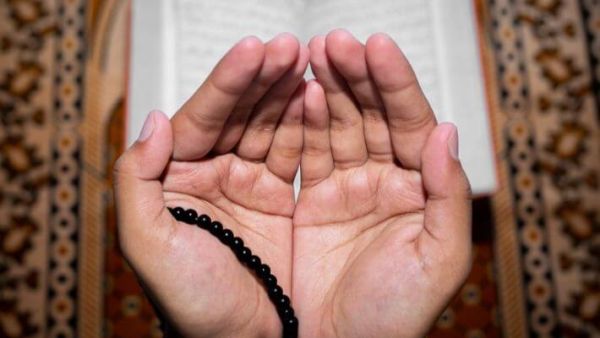 دعاء بالخير لشخص بظهر الغيب