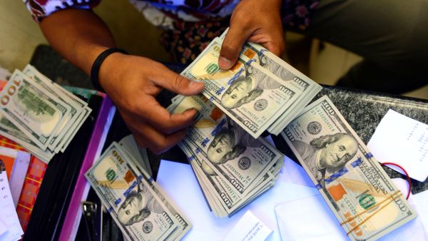 سعر الدولار اليوم في سوريا
