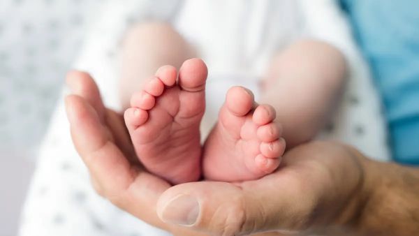 إحباط عملية بيع طفل حديث الولادة مقابل 15 مليون دينار في بغداد