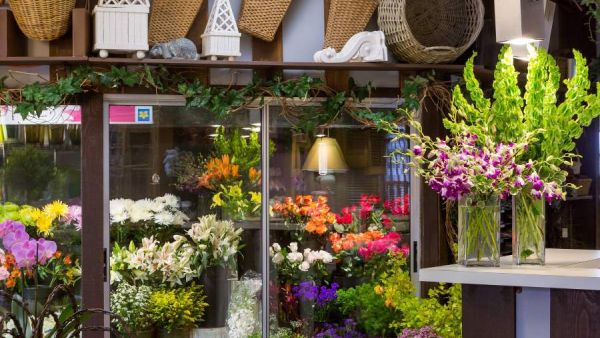 محل ورد في دبي