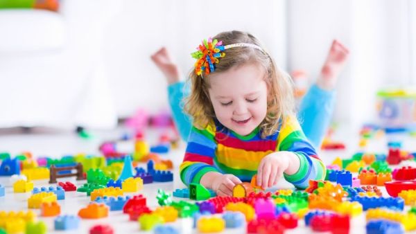 محلات ألعاب اطفال في دبي مول