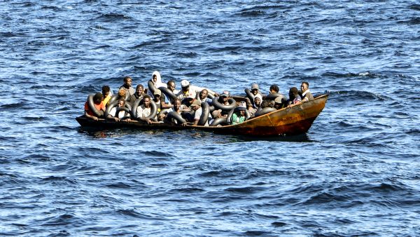 Migrants boat