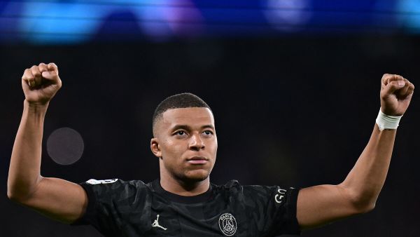 تفاصيل توقيع مبابي العقود وانتقاله إلى ريال مدريد