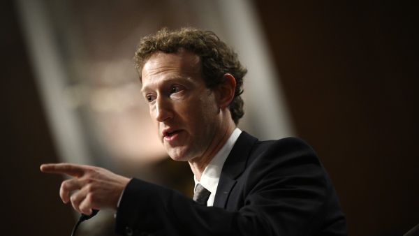 Meta CEO Mark Zuckerberg apologizes to parents of dead children victims of online exploitation in Senate hearing. (Mark Zuckerberg/ AFP)