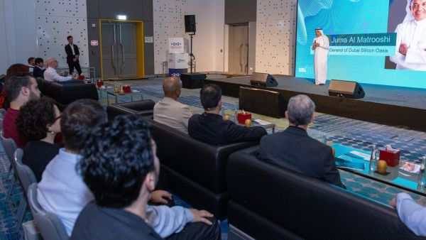 خلال الحدث "دبي للسيليكون" و"ماساتشوستس للتكنولوجيا" تكرّمان الفائز بالمجموعة الأولى من برنامج مسرّعة " دبي إم آي تي ديزاين إكس"