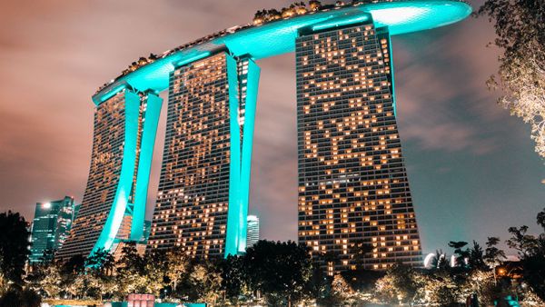 Marina Bay Sands (Singapore) Marina Bay Sands (Singapore)